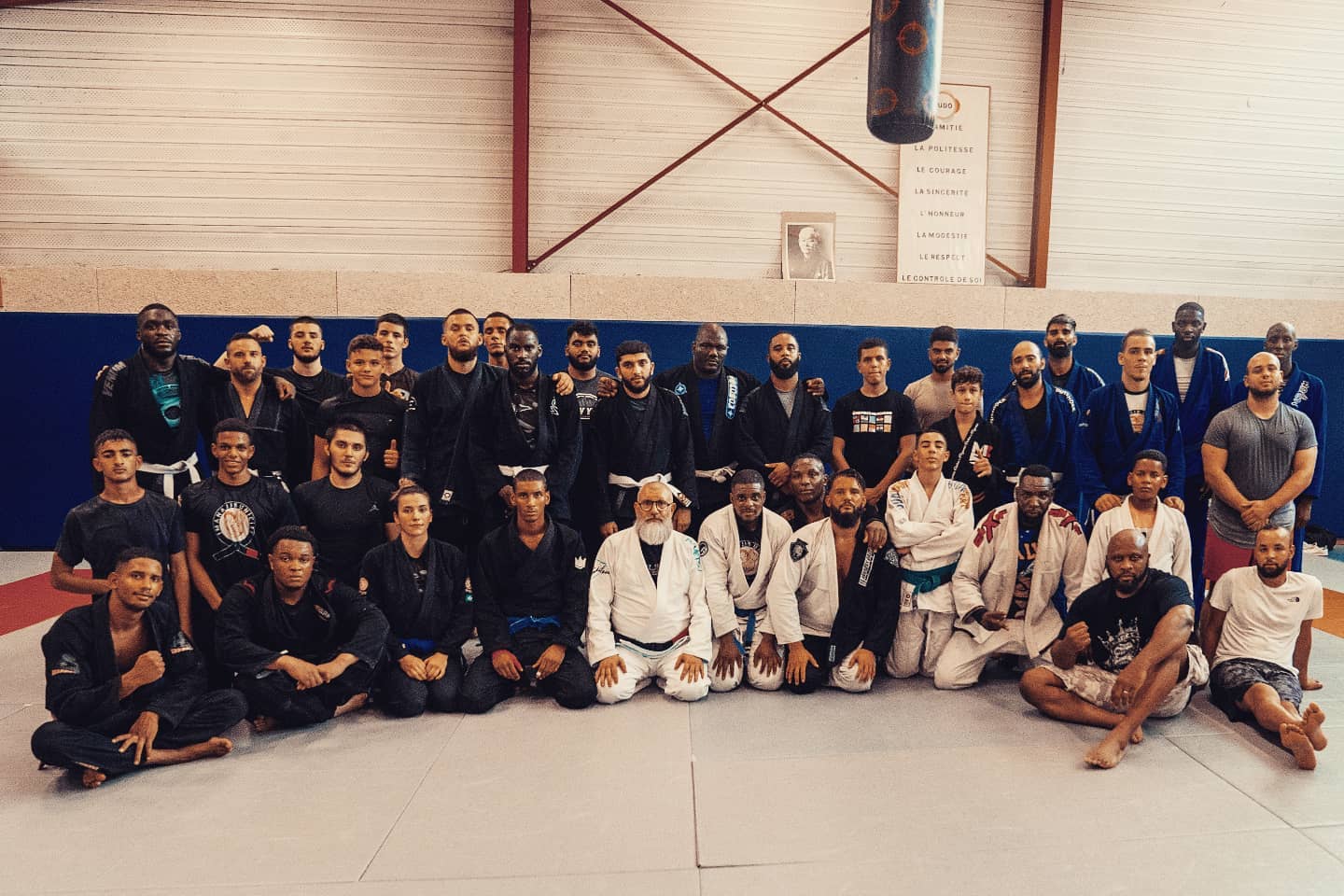 L’équipe Imana Academy réunie sur le tatami
